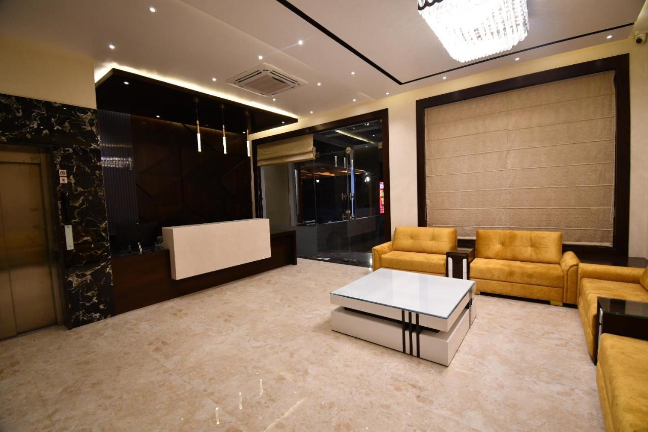 Hotel Ramaya Inn Raiwala Екстер'єр фото